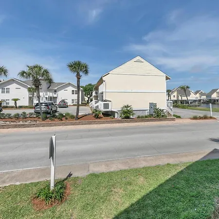 Newly Remodeled Studio In Sandpiper Cove Now With Free Beach Service And Pet Friendly